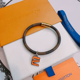 China Replica LV Bracelets 40usd Only